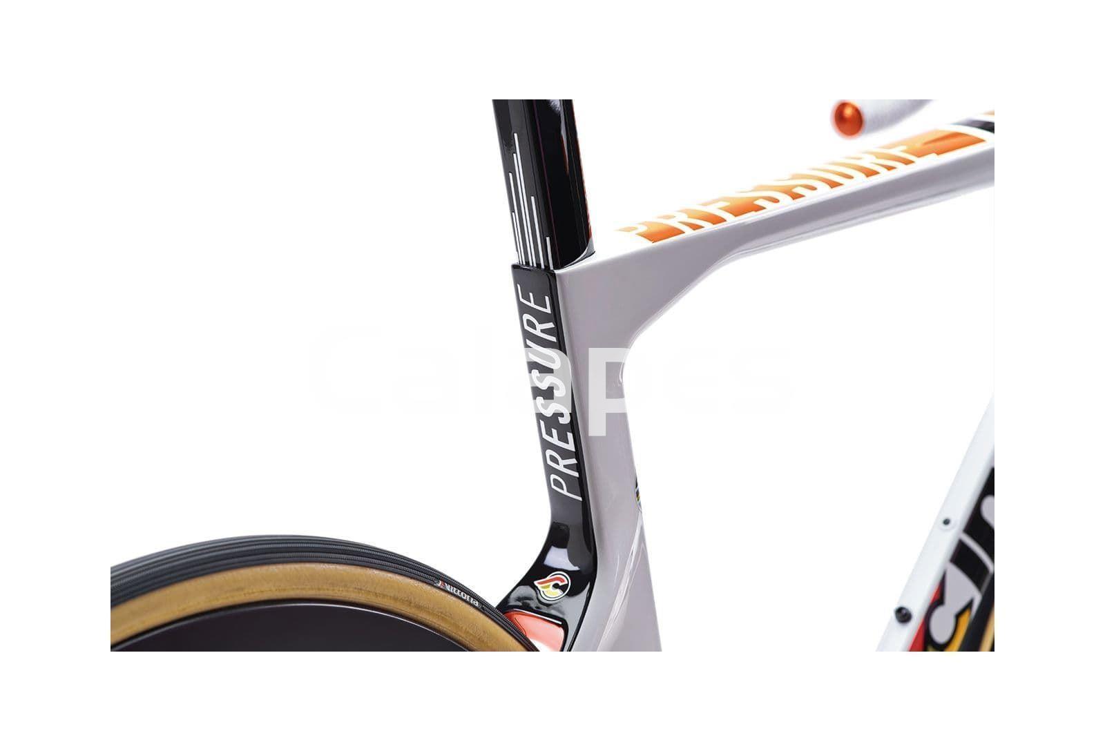 Bicicleta Cinelli Pressure Sram Red eTap AXS - Imagen 4